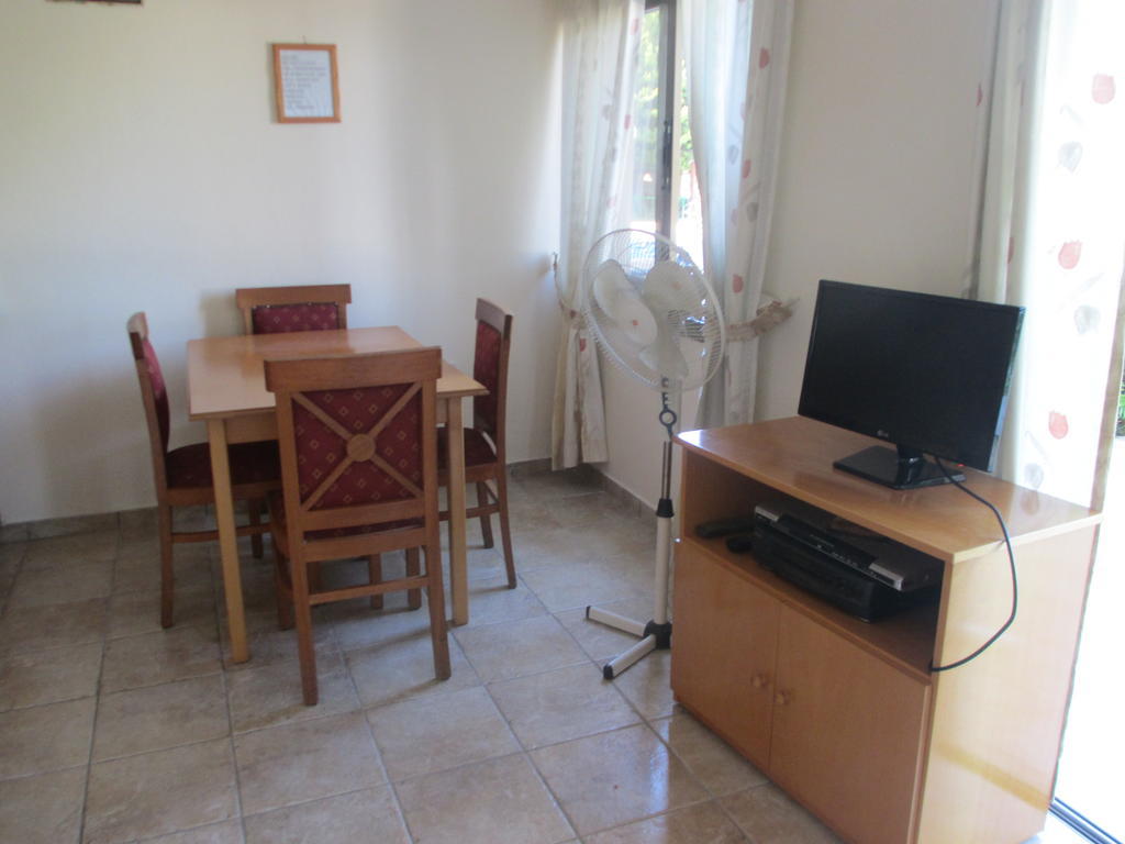 Anastasia Holiday Apartments Klorakas Habitación foto